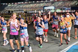 BIB: 
                            <button type="button" onclick="openModal(23302903)" class="btn btn-primary btn-sm float-right btn-popup" data-toggle="modal" data-target=".modal-high-quality">
                        <i class="fas fa-shopping-cart"></i> Add to Cart
                    </button>
                                            <button type="button" onclick="isThisMe(23302903, true)" class="btn btn-success btn-sm float-right btn-popup btn-isme hidden" data-toggle="tooltip" data-placement="bottom" title="นี่คือรูปของคุณใช่ไหม คลิกที่นี่เพื่อเอาเข้าอัลบั้ม">
                        <i class="fas fa-plus"></i> Add to album
                    </button>
                    <button type="button" onclick="isThisMe(23302903, false)" class="btn btn-warning btn-sm float-right btn-popup btn-isnotme hidden">
                        <i class="fas fa-ban"></i> Remove from album
                    </button>